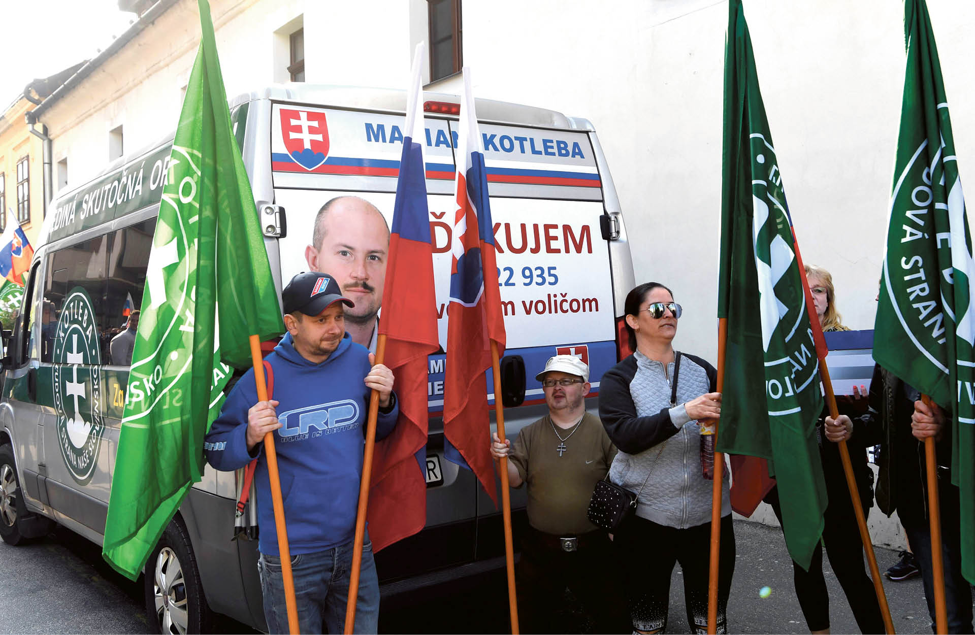 715133_big_photo_image_photo_image