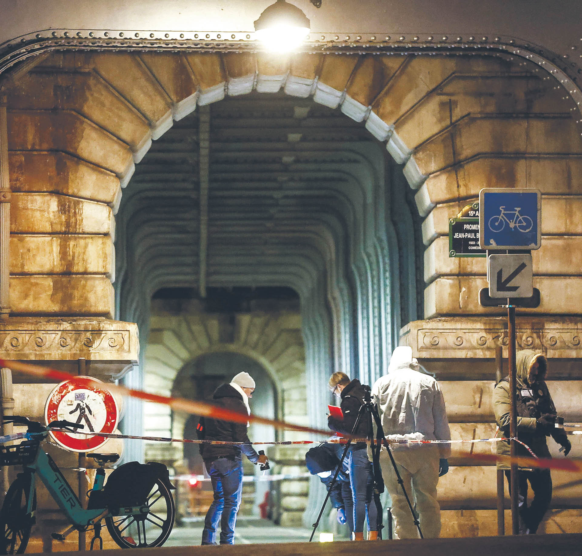 889530_big_photo_image_photo_image