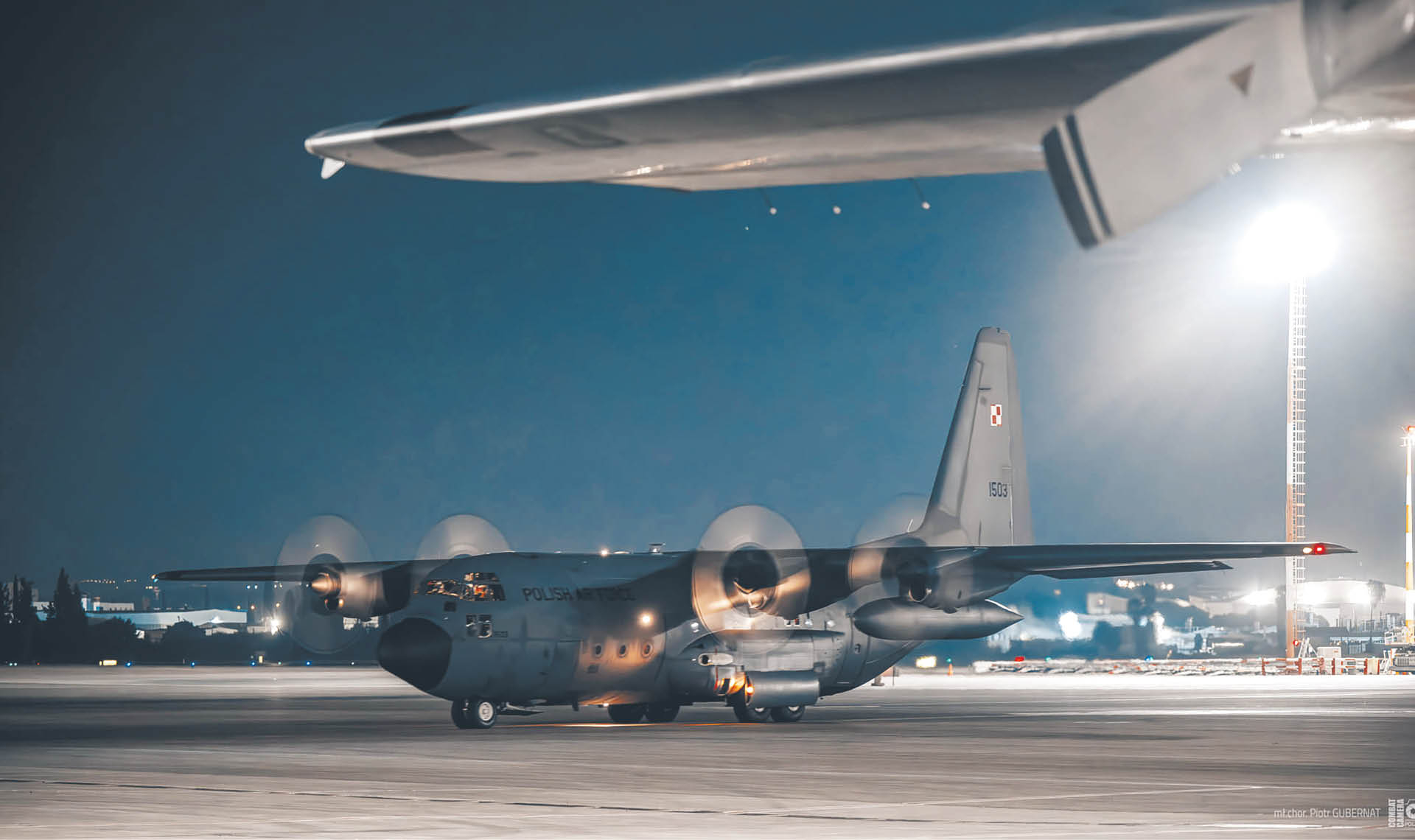 893018_big_photo_image_photo_image