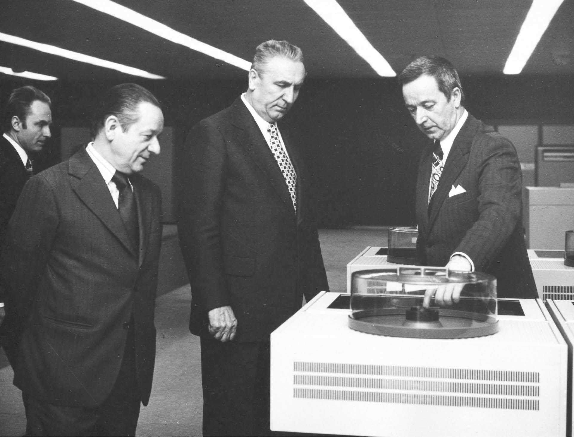 938195_big_photo_image_photo_image