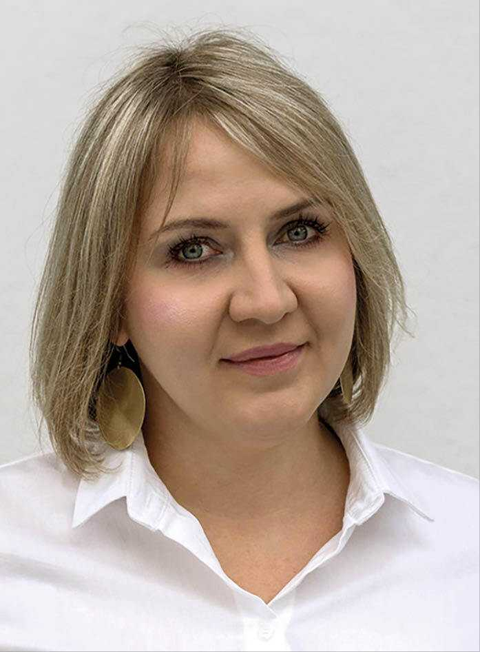 Anna Kowalczyk-Kroenke